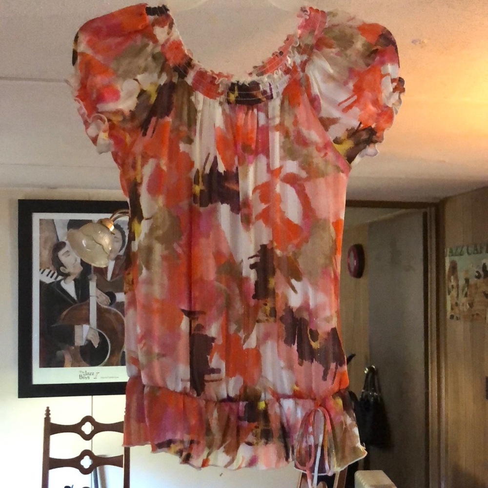 Color Me Bad ... very cute ladies summer top ..gently used